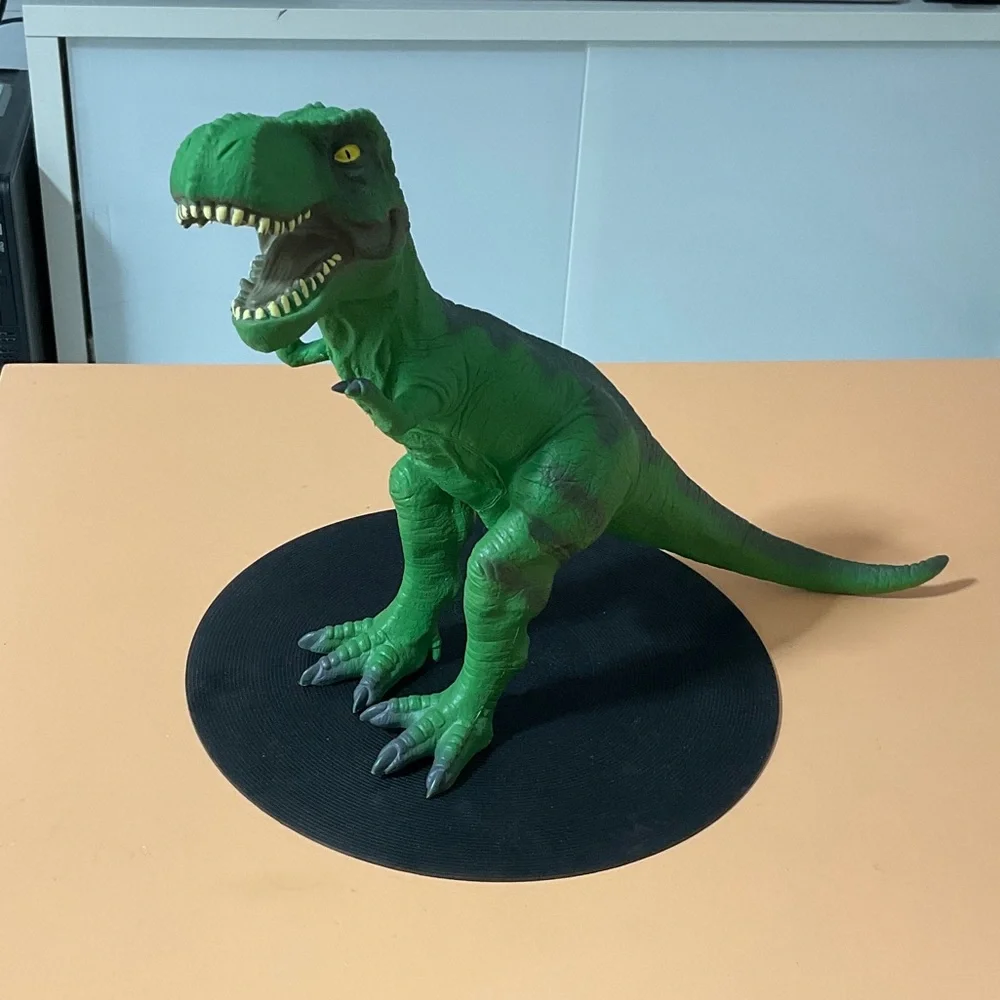 2011 Toys “R” Us 20” Green Tyrannosaurus Rex soft rubber toy - Picture 1 of 5